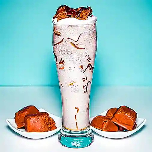 Malteada de Vainilla y Brownie 16 Oz