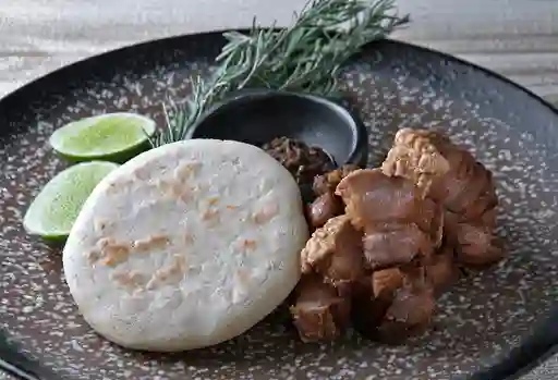 Arepa de Chicharrón