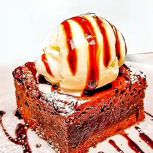 Brownie con Helado