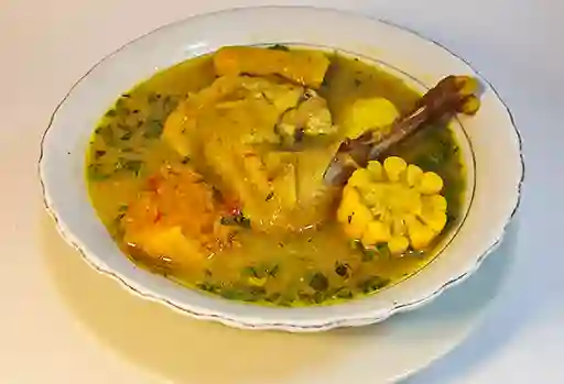 Sancocho Paisa de Gallina