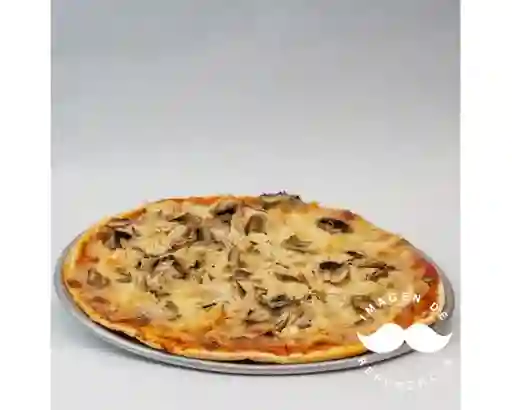 Pizza Mediana Pollo con Champiñones