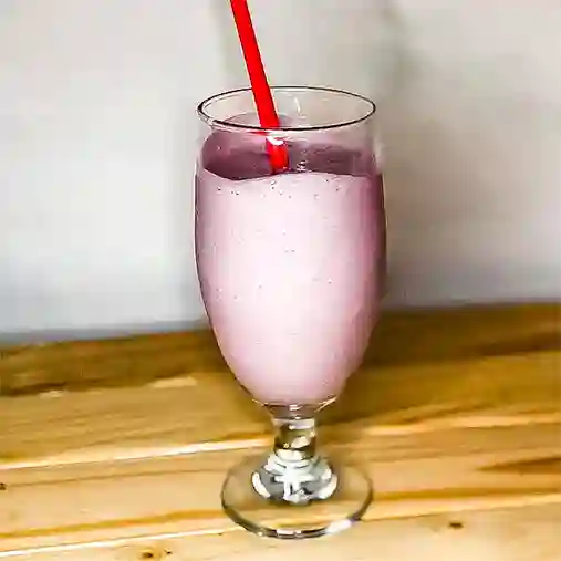 Jugo de Mora en Leche