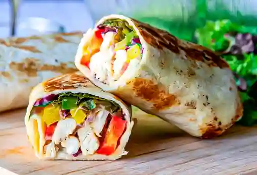 Wrap Pollo Maíz y Bebida