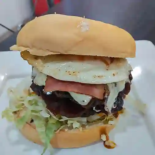 Hamburguesa Americana Prémium + Papas