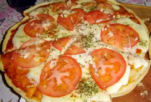 Pizza Pequeña Napolitana