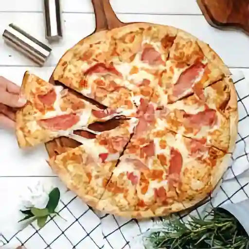 Pizza de Jamón y Queso Personal