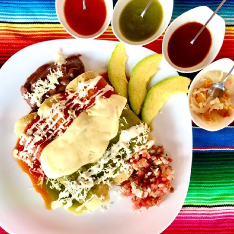 Enchiladas de la Casa Mixtas Bandera