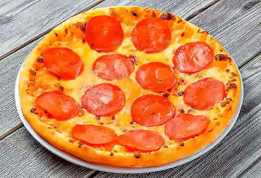 Pizza Pepperoni Mega Familiar