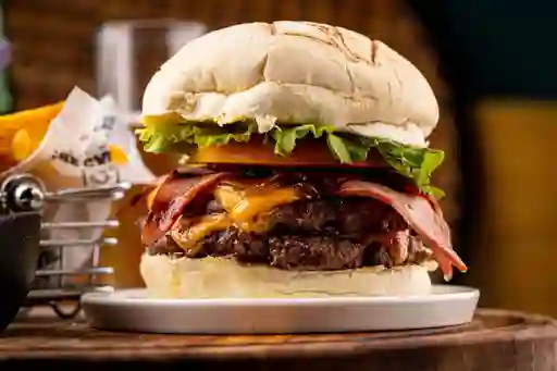 Doble Bacon Cheesse Burger