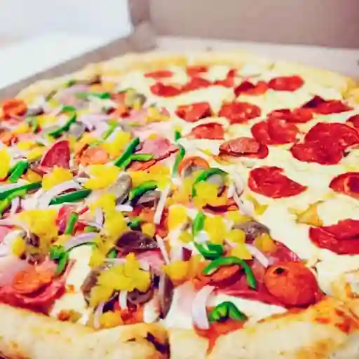 Mediana Salami y Queso