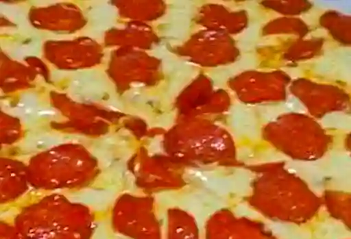 Pizza de Pepperoni Americano Médium