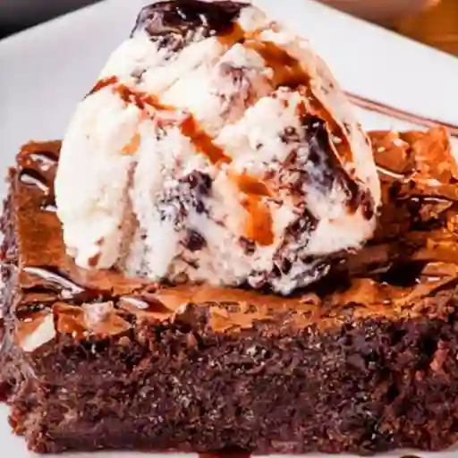 Brownie con Helado