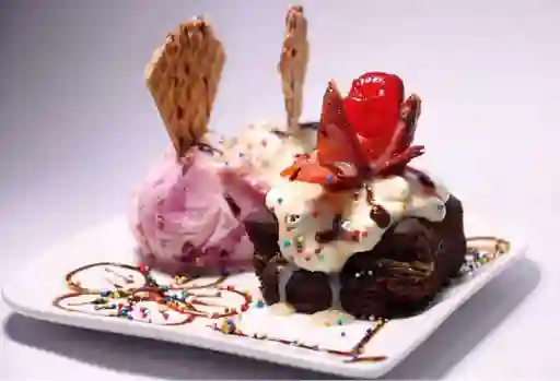 Brownie con Helado