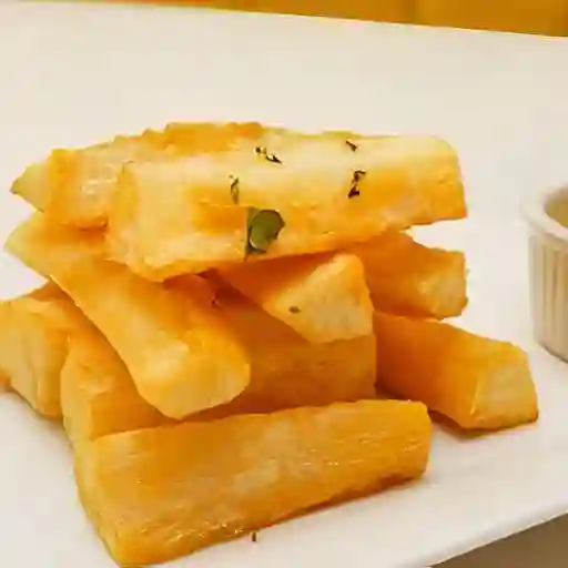 Yucas Fritas