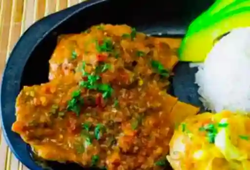Sobrebarriga en Salsa