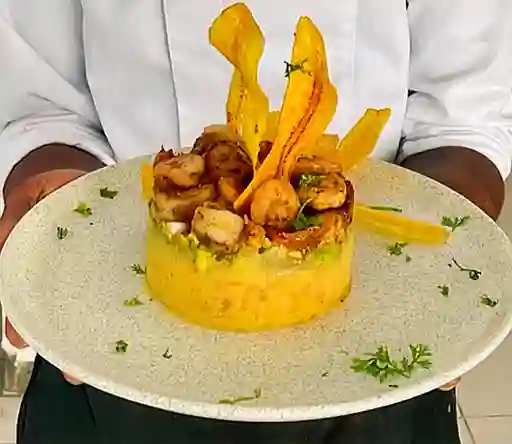 Causa de Camarones