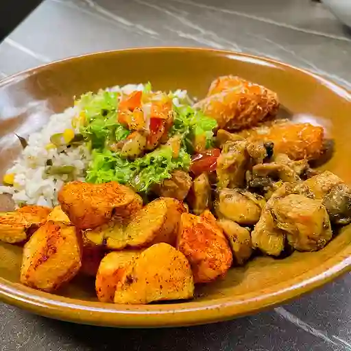 Pollo Stroganoff