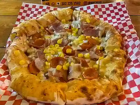 Pizza Pollo Maíz Pequeña