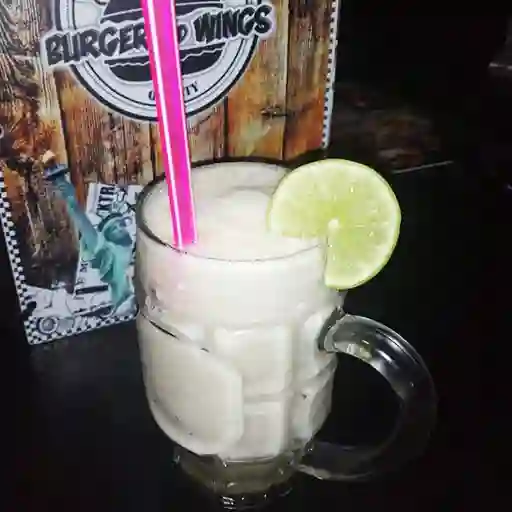 Limonada de Coco 16 Oz