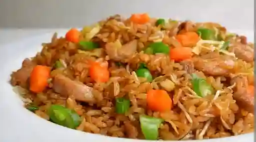 Yakimeshi de Cerdo