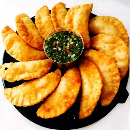 Combo 12 Empanadas Mediana