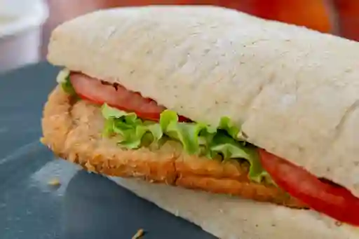 Sándwich Pollo Apanado