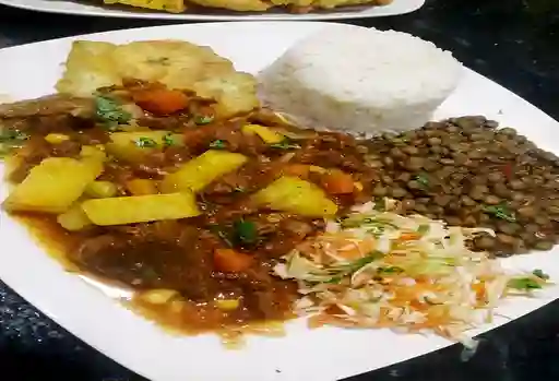 Carne a la Jardinera