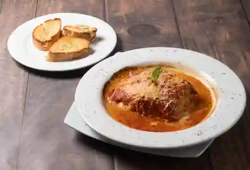 Lasagna con Salsa Bolognesa