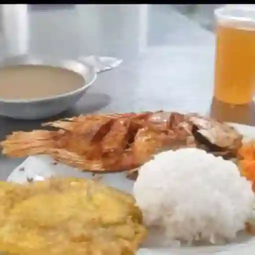 Almuerzo Mojarra