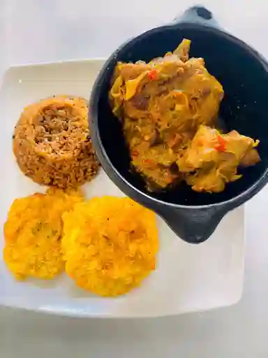 Chivo en Leche de Coco