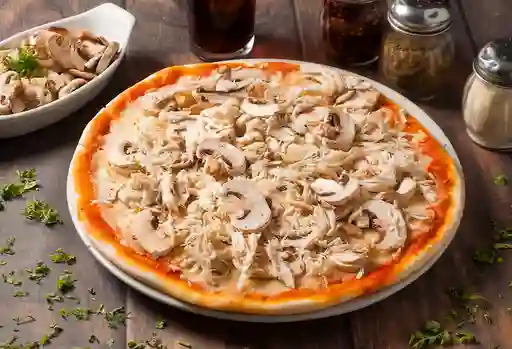 Pizza de Pollo con Champiñones