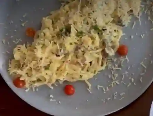 Pasta Pollo Carbonara