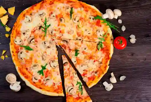 Pizza de Tocineta con Maíz
