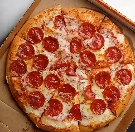 Pizza Clásica Pepperoni