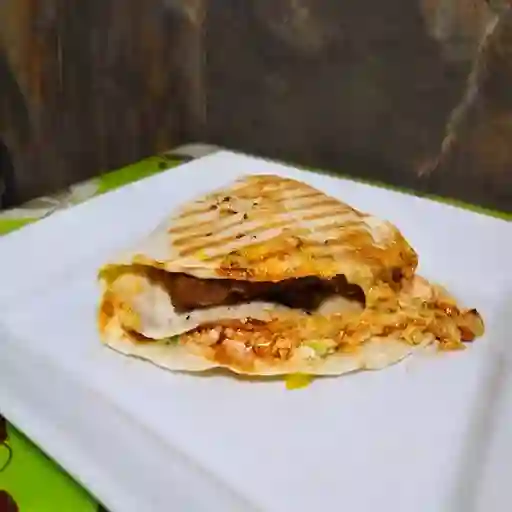 Crepeburguer, Pollo,o Cerdo Picado.