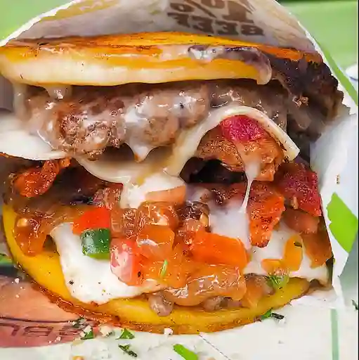Arepa Burger Mixta