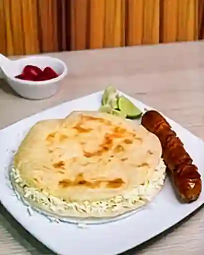 Arepa con Queso y Chorizo