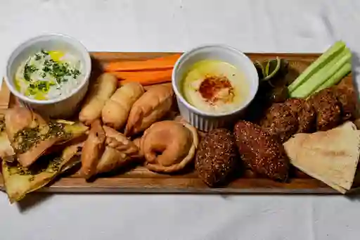 Picada Mixta para 2 a 4 Personas