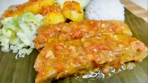 Sobrebarriga en Salsa Criolla