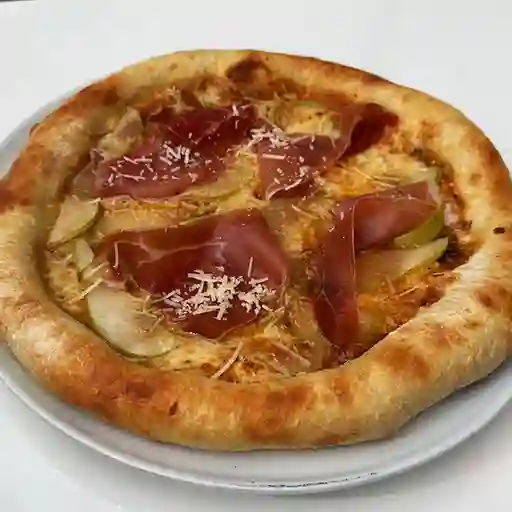 Pizza Prosciutto y Pera Dulce