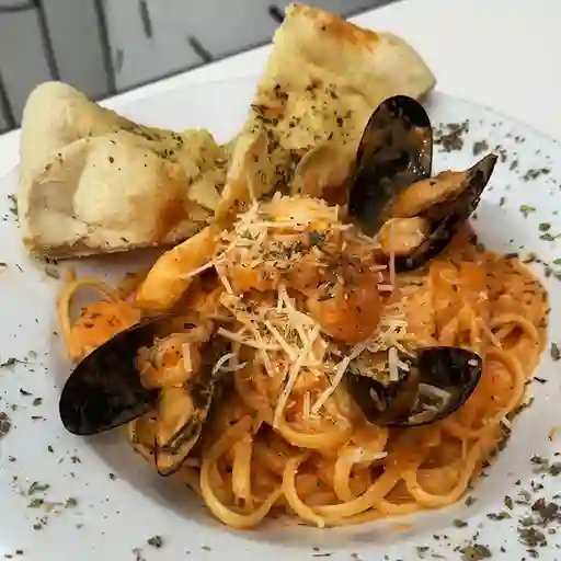 Pasta Fruto de Mar