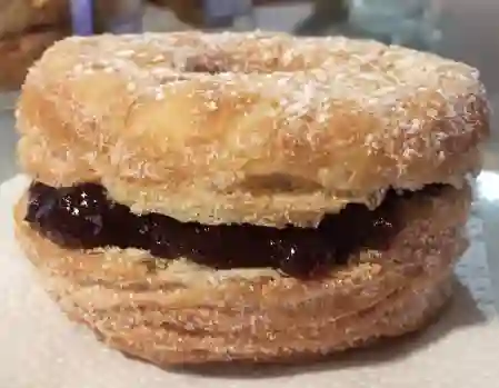 Cronut Mora