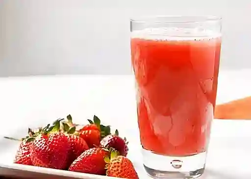 Jugo de Fresa en Agua 16 Oz