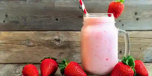 Jugo de Fresa en Leche 16 Oz
