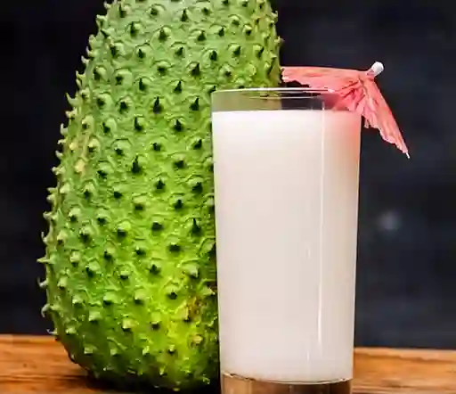 Jugo de Guanábana en Leche 16 Oz