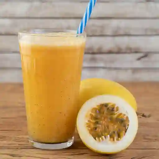 Jugo Maracuyá en Agua 18 Oz