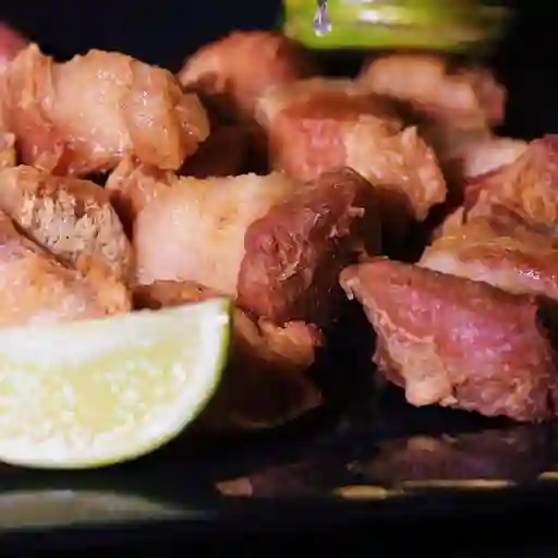 Chicharrón Carnudo