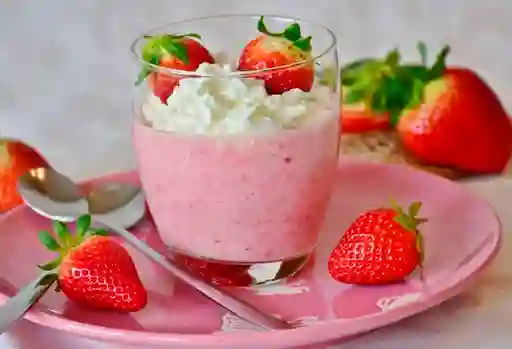 Fresas con Crema y Helado Grande