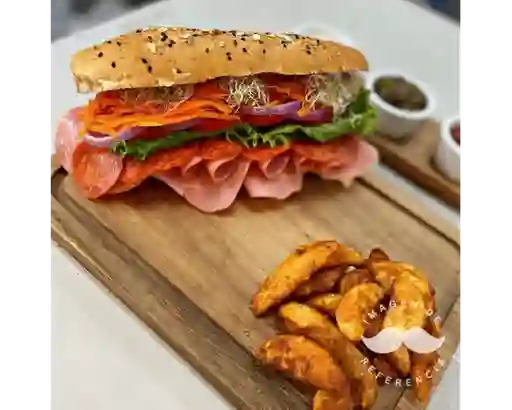 Panino Pepperoni y Salami