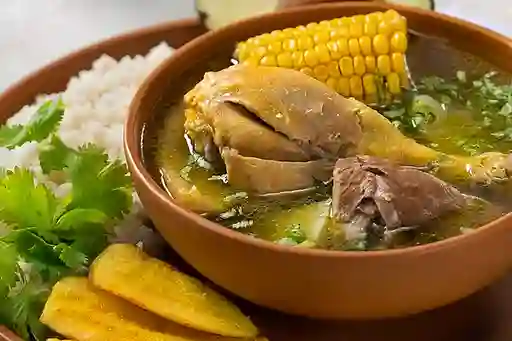 Caldo de Pollo